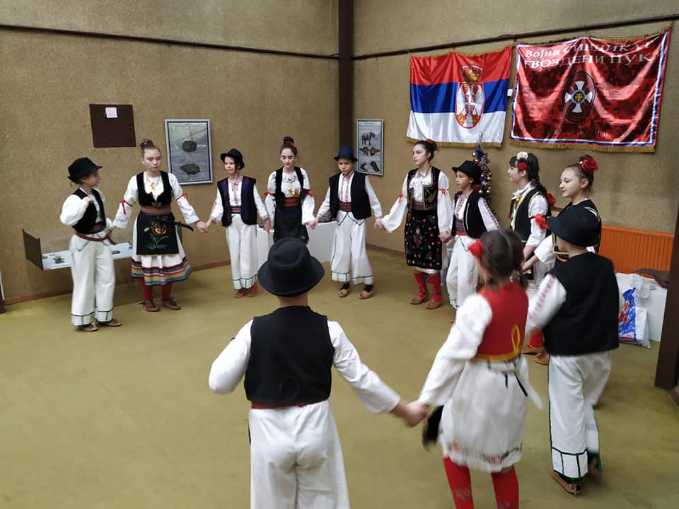 You are currently viewing ЗАВРШЕНА ЈЕ ПОДЕЛА НОВОГОДИШЊИХ ПАКЕТИЋА И У ПРОКУПЉУ