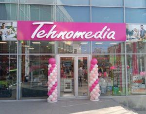 Read more about the article ОБНОВЉЕН УГОВОР СА ПРОДАВНИЦАМА “TEHNOMEDIA CENTAR DOO”