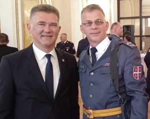 Read more about the article ПРЕСТИЖНА ОДЛИКОВАЊА НАШЕМ ЧЛАНУ СИНДИКАЛНЕ ГРУПЕ БАТАЈНИЦА
